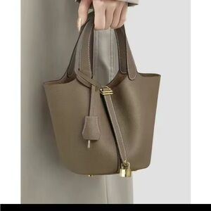 Elegant Stylish Brown Leather Small Minimalist Tote Bag
